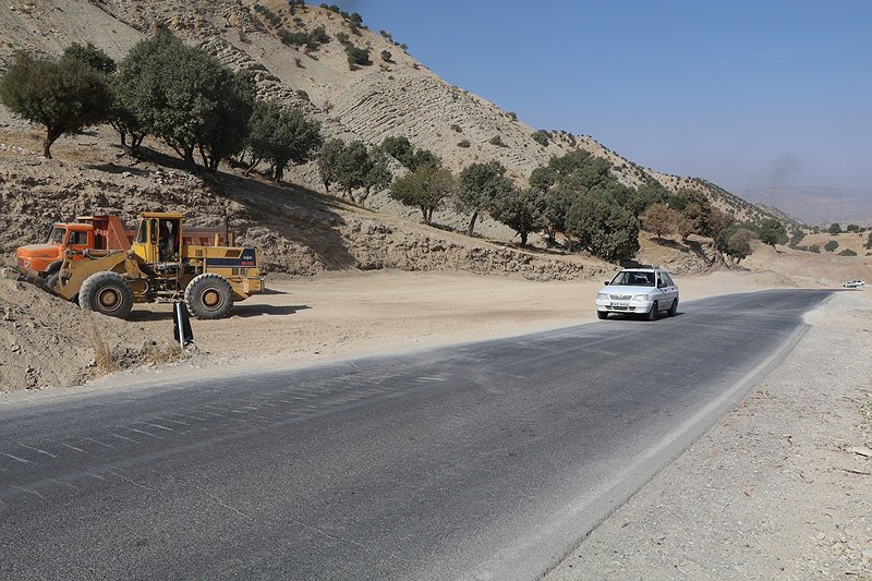 معارضان محلی مانع سرعت بخشی پروژه راهسازی ملکشاهی _ ایلام هستند
